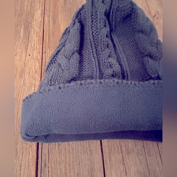 Nike Teal Green Insulated Winter Beanie Hat - Picture 2 of 2